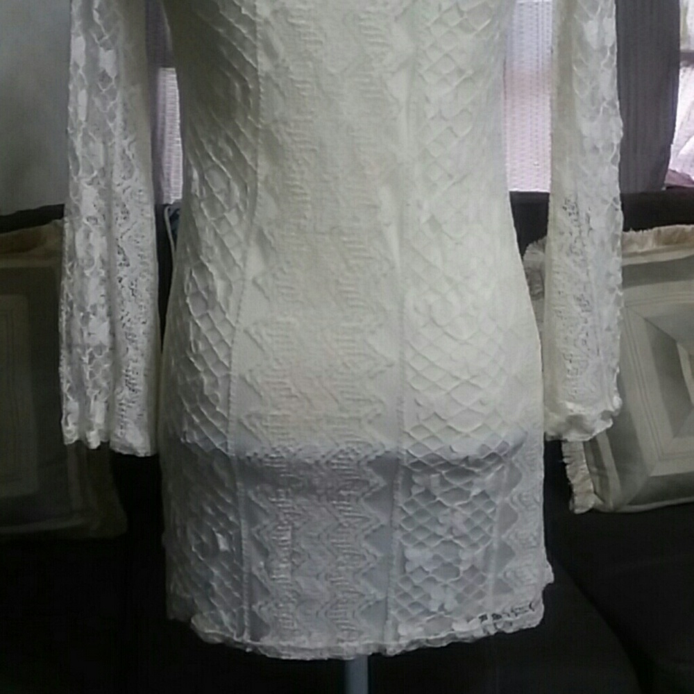 SOLD LOCAL!  Ladies Dress Size XS - Picture 6 of 7